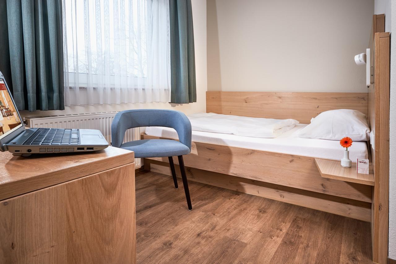 Hotel Heuboden Umkirch Kültér fotó
